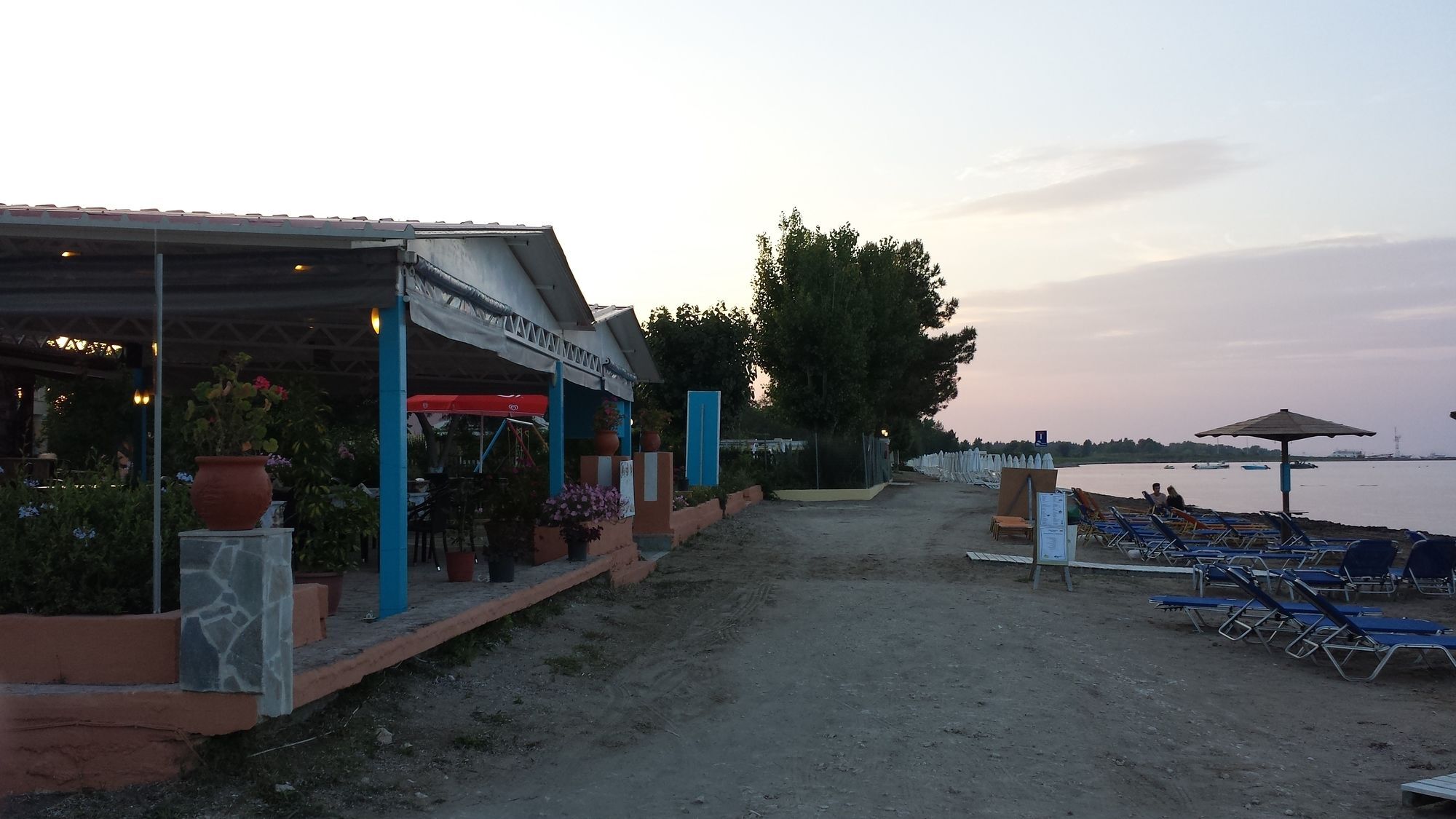 Nikolas Club Kávos Esterno foto