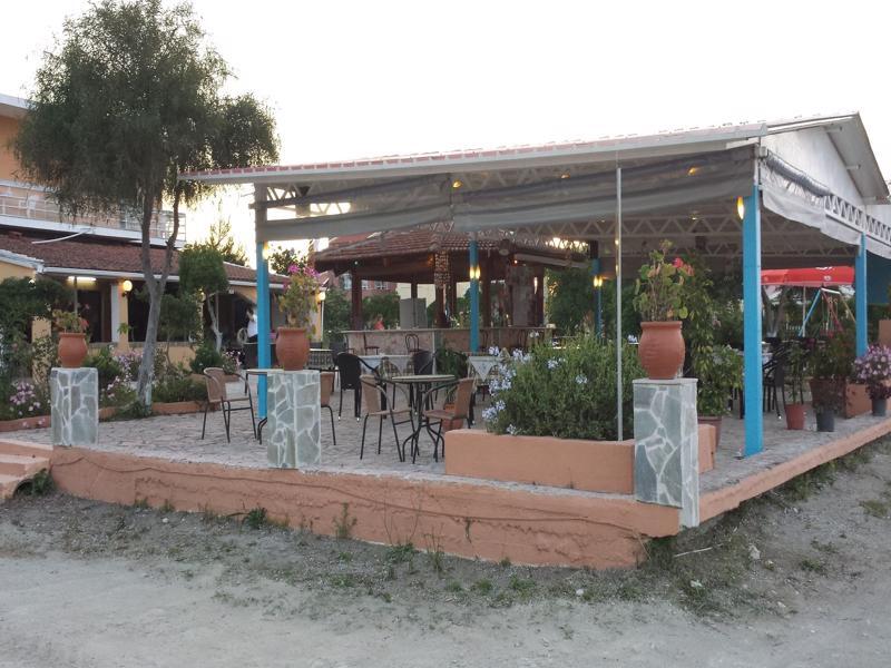 Nikolas Club Kávos Esterno foto